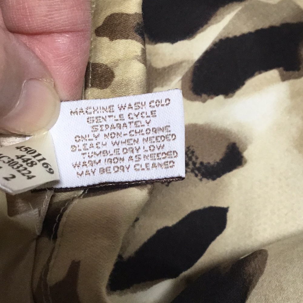 Chico’s Neutral Animal Print Blazer - Picture 6 of 6